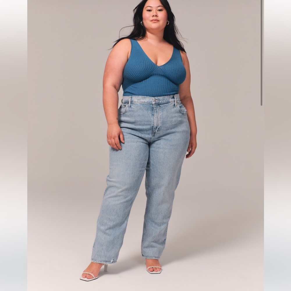 straight jeans